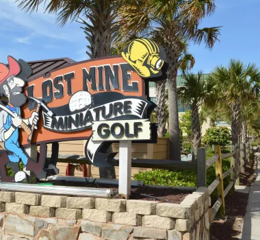 lost mine mini golf sign