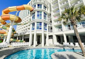 Crown Reef: Girlfriend Getaway Package Photo