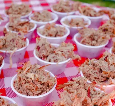 plates of barbeque